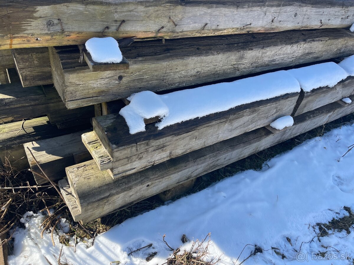 Staré drevo hranoly - 3