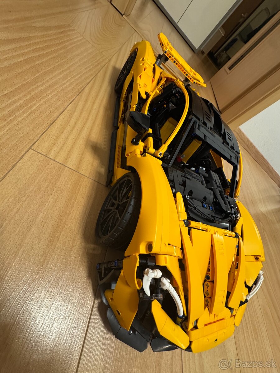 LEGO Technic 42172 McLaren P1 - 3