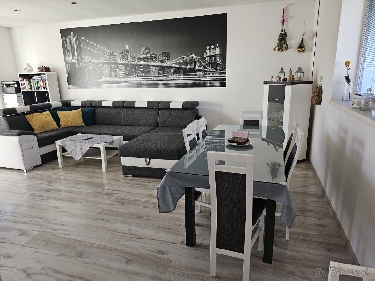 Na predaj moderný 4-izbový rodinný dom v krásnej obci Valča - 3