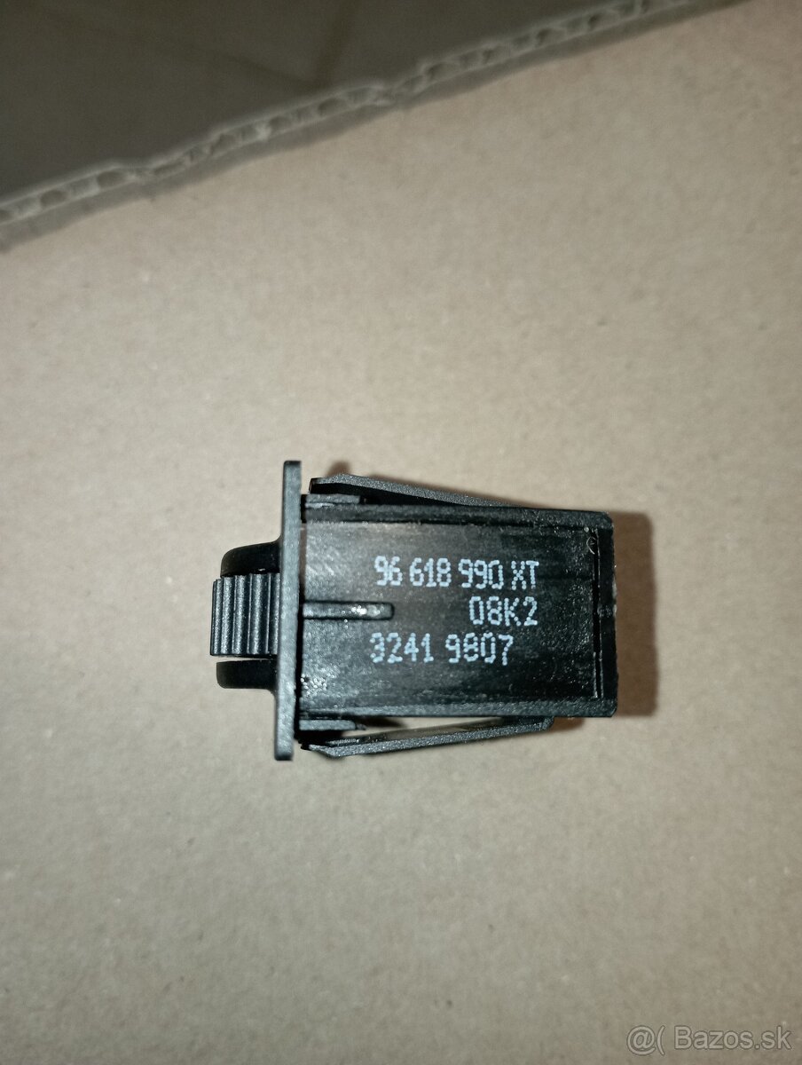 Riadiaca jednotka ohrev sedadla - 3