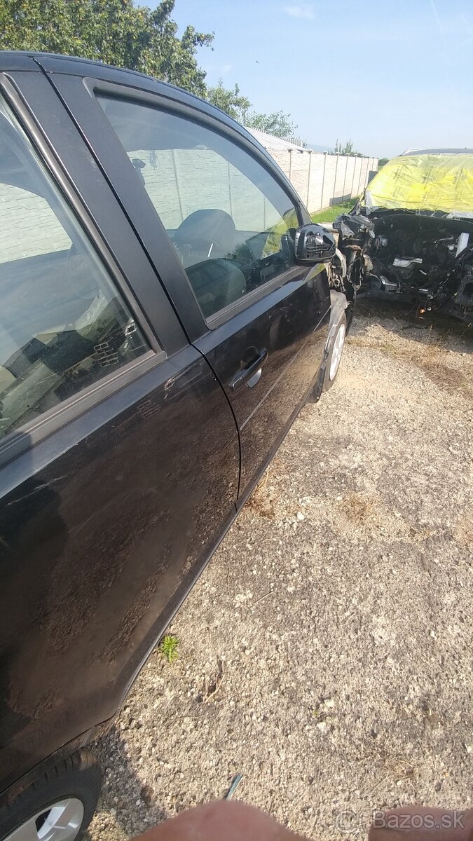 Daihatsu sirion ,Subaru Justy - 3