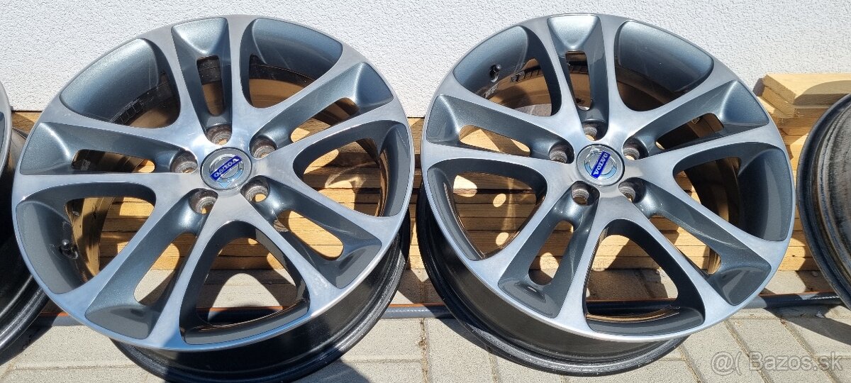 5x108 r18 7,5J ET52,5 - 3