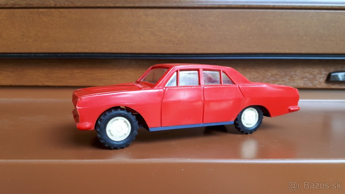 Stare auto - Stara hracka: VOLGA od ITES - 3