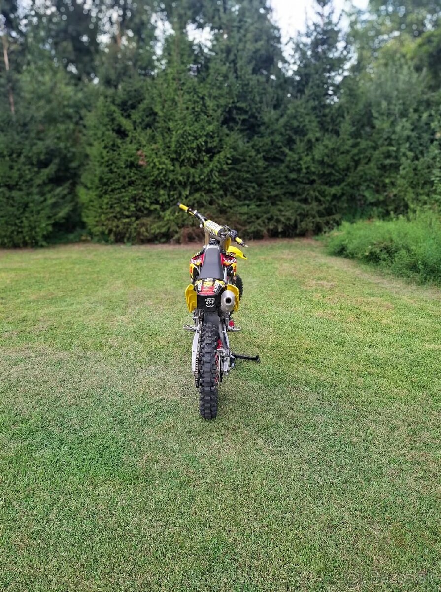 Suzuki rmz 250 - 3