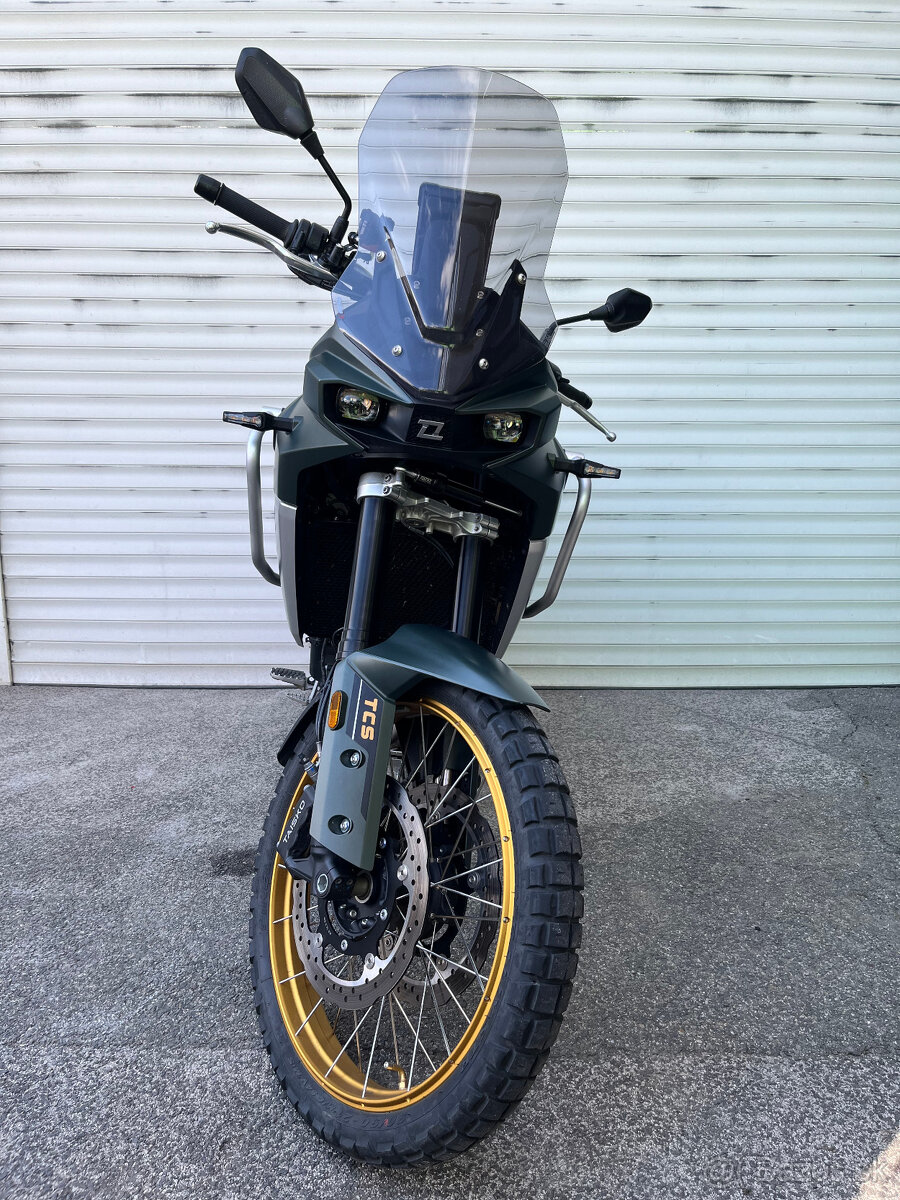 Kove 800X