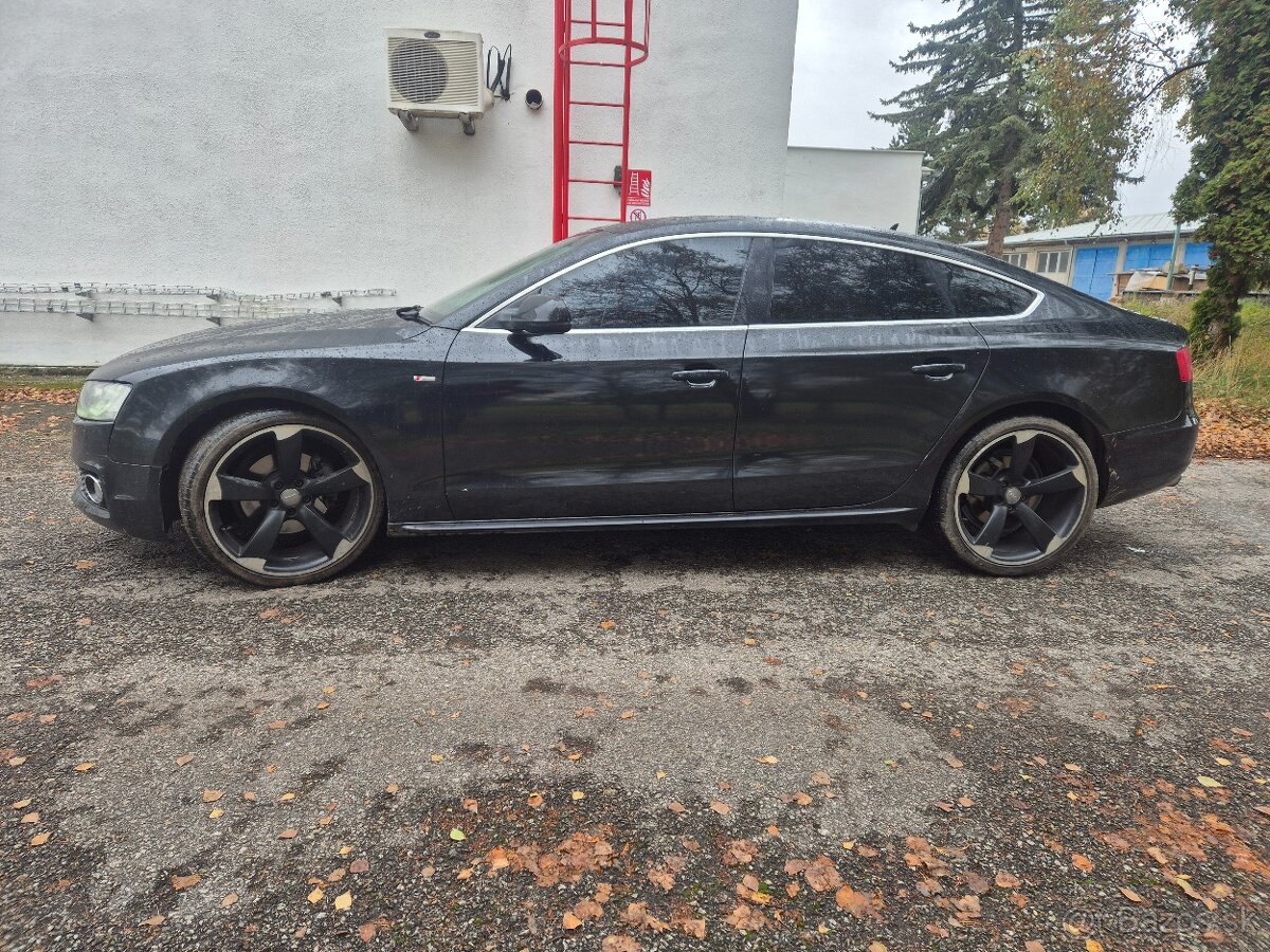 Predám náhradné diely na Audi A5 Sportback - 3