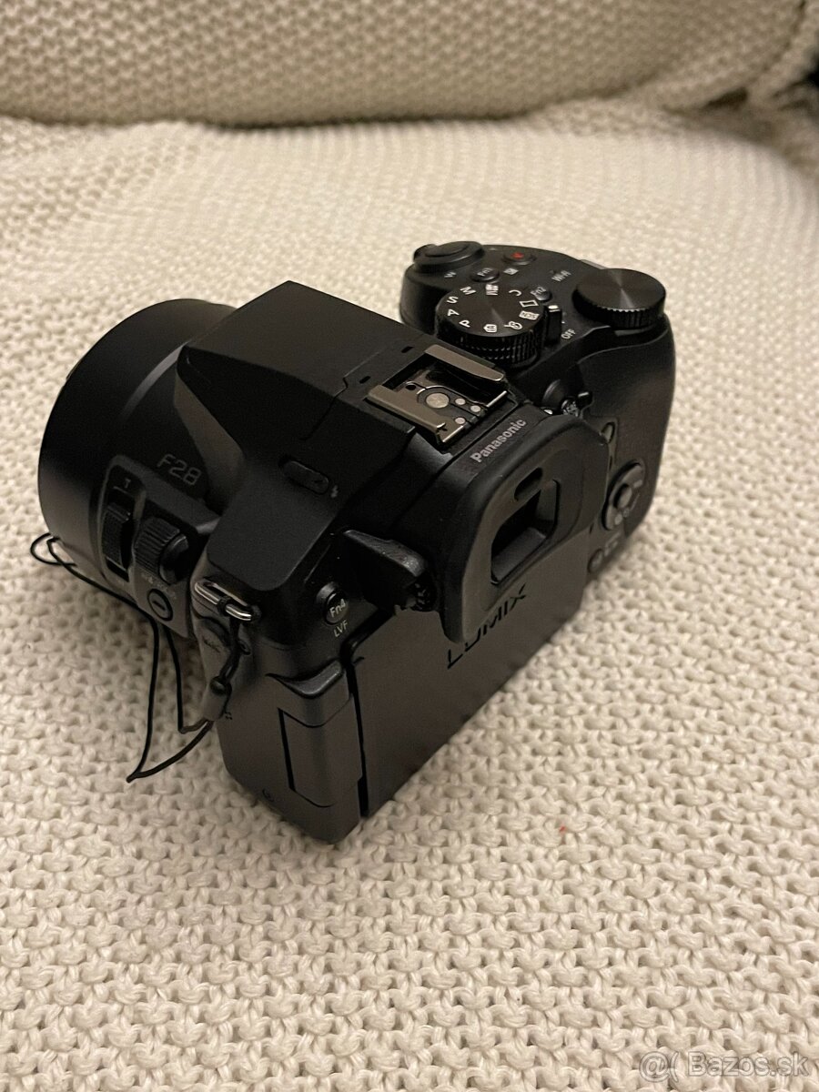 Panasonic Lumix FZ-300 - 3