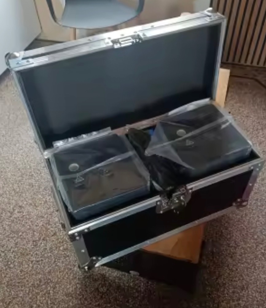 Studene iskry 2X + prenosny box - 3