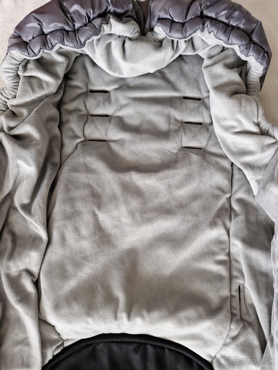 Fusak+rukávniky+deka= 13€ - 3