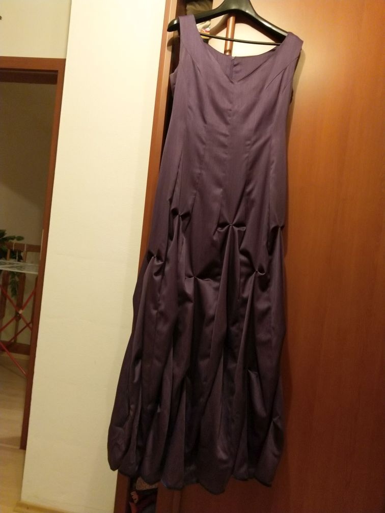 Dlhé spoločenské šaty so štólou - 3