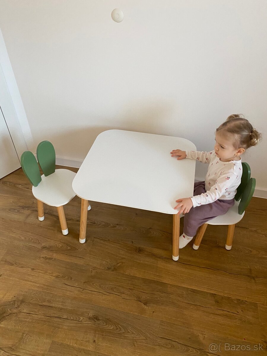 Detsky stôl a stoličky - 3