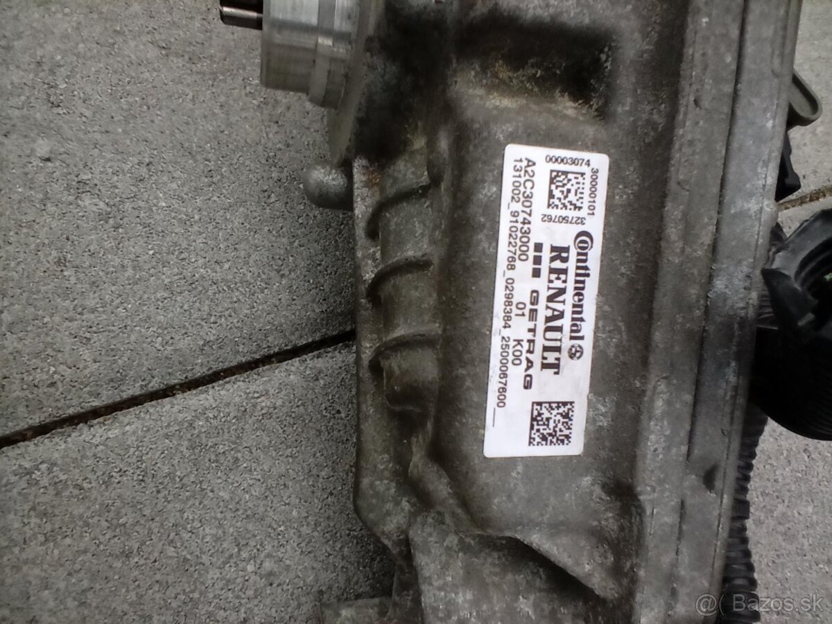 Predám riadiacu jednotku Renault - 3