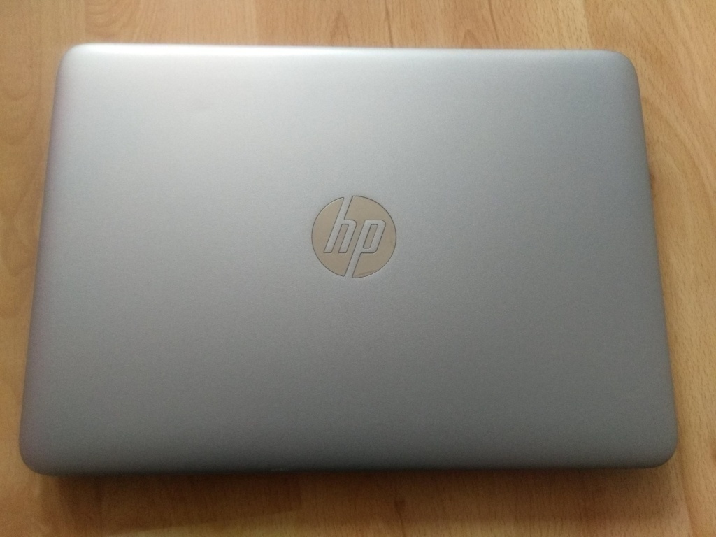 predám 12" HP elitebook 820 g3/ Intel core i5 /ssd /8gb ram - 3