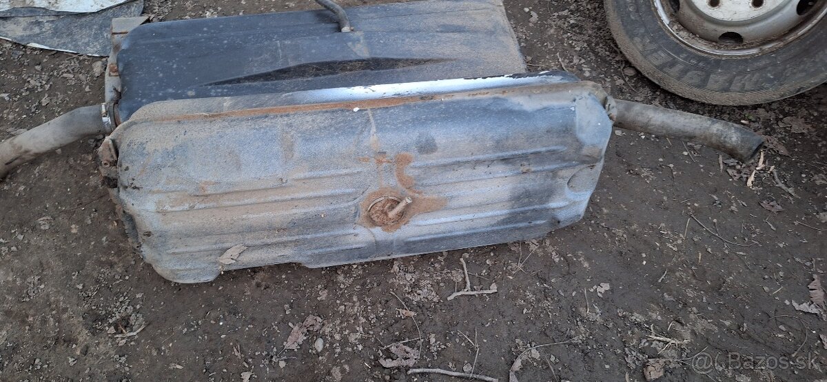 Palivové nádrže nákladné auto - 3