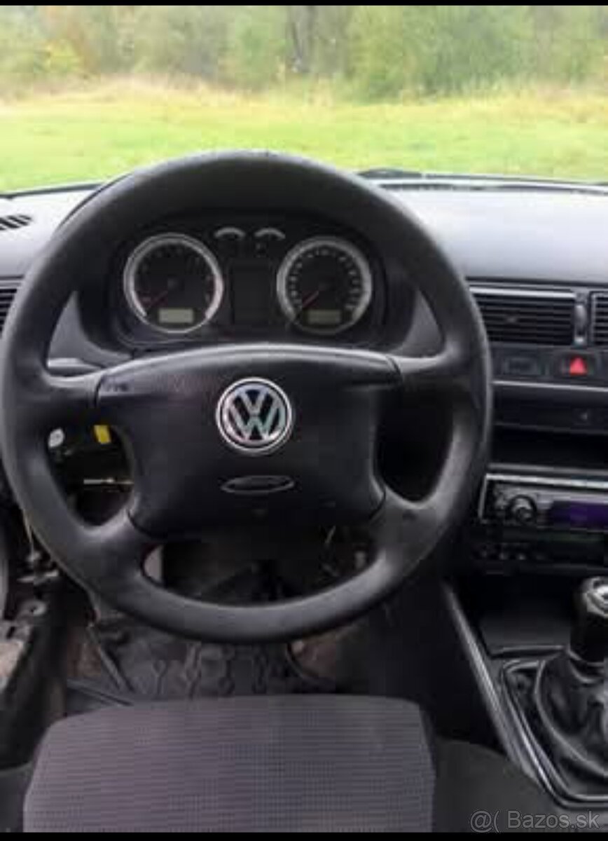 Volkswagen Golf 1.6 77kw - 3