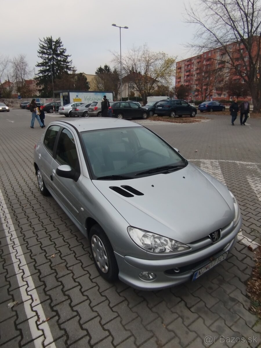 Peugeot 206 - 3