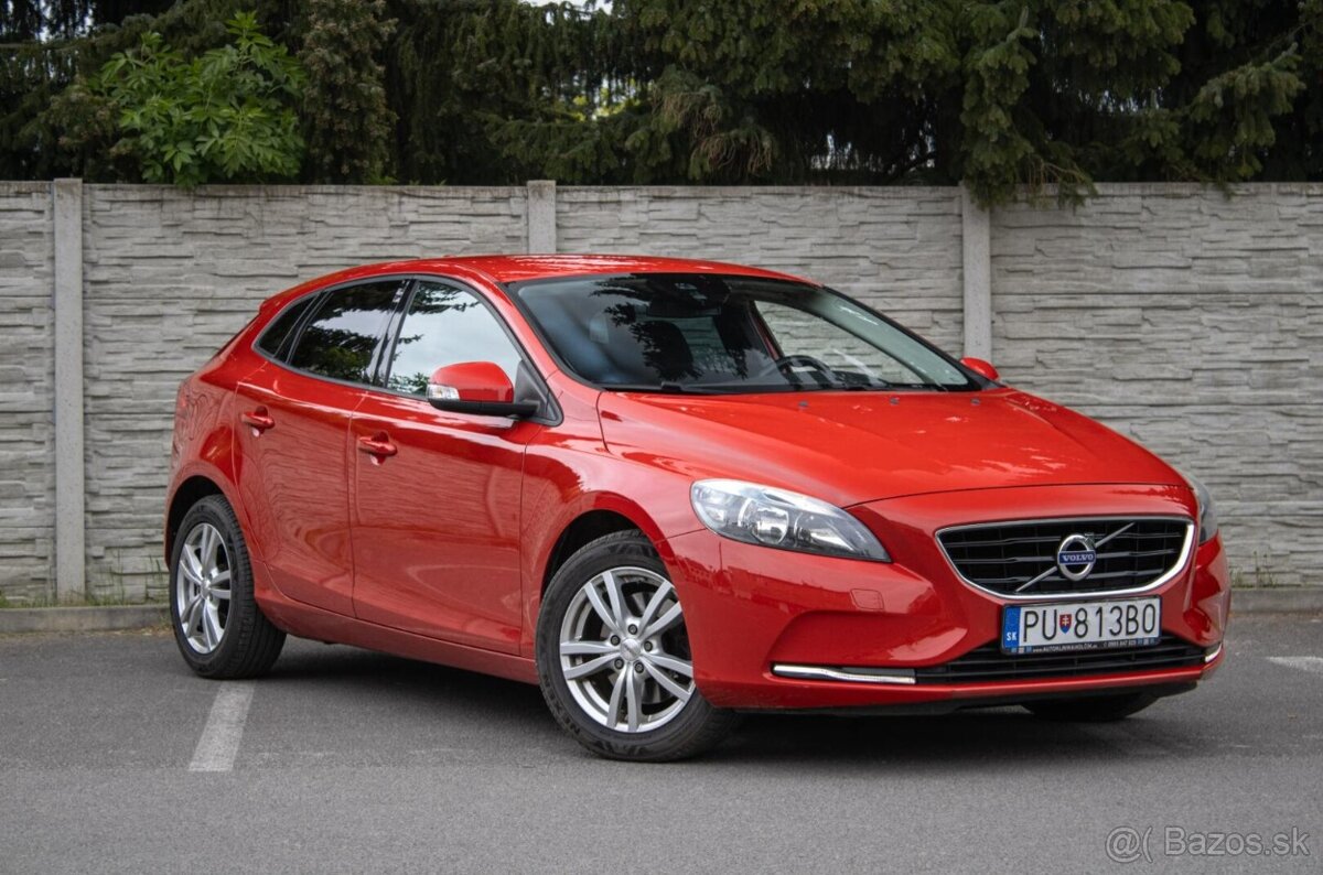 Volvo V40 T2, 1.6l - benzín, manuál - 3