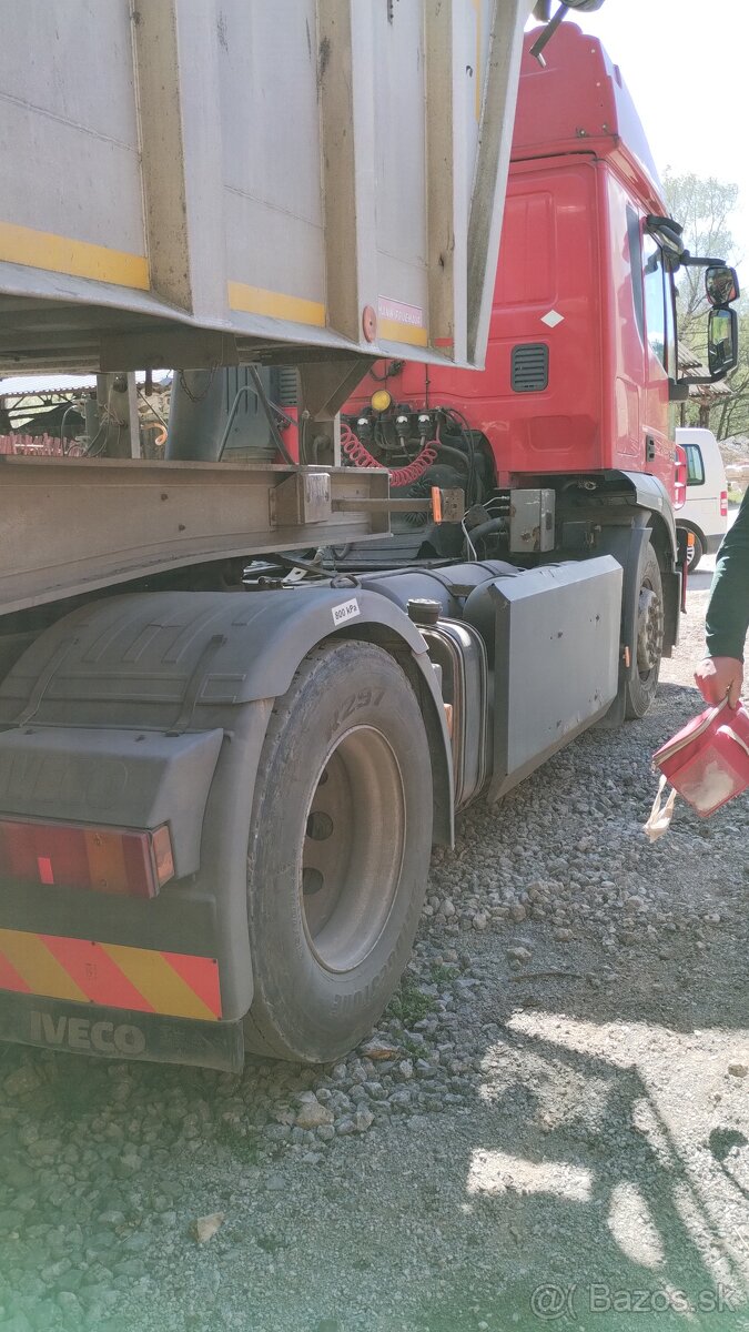 Iveco Stralis 330 CNG - 3
