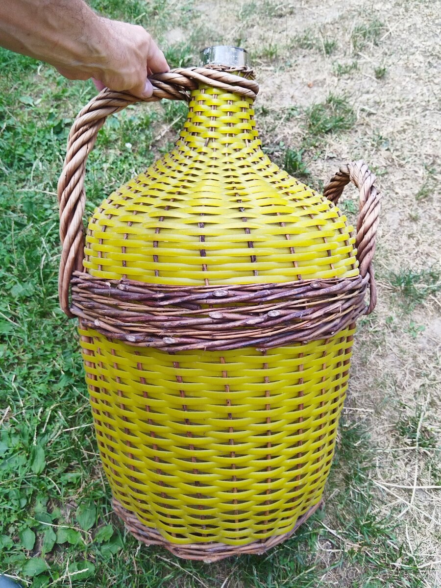 Demižón 25L opletaný - 3