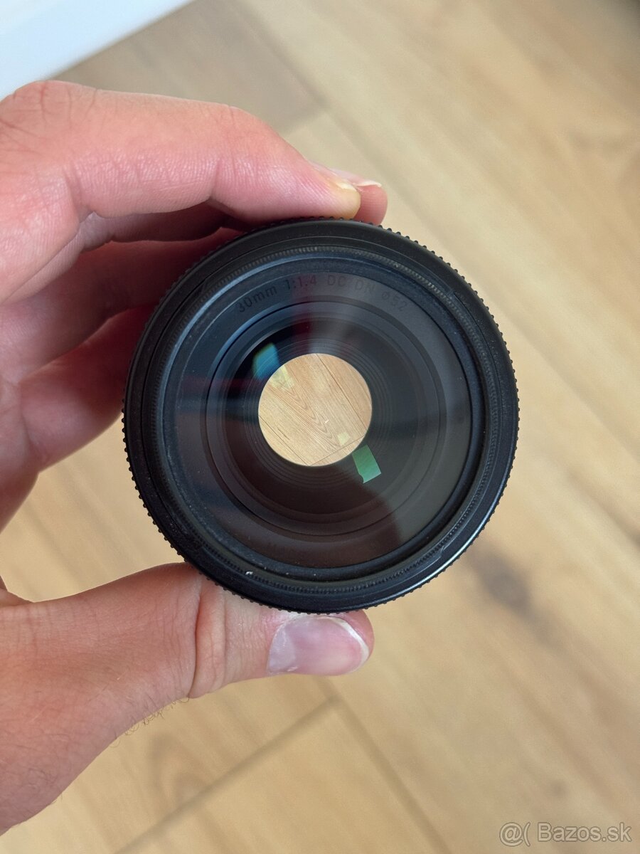 Sigma 30mm f/1.4 (Sony E-mount) - 3