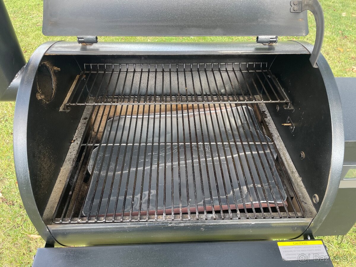 Predam peletovy gril Traeger Pro 575 - 3