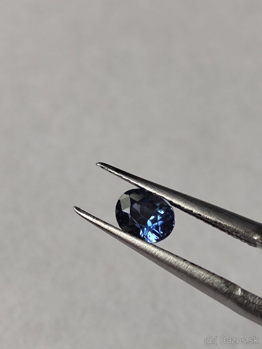 Prémiový Zafír (0.60 ct) – VVS - 3