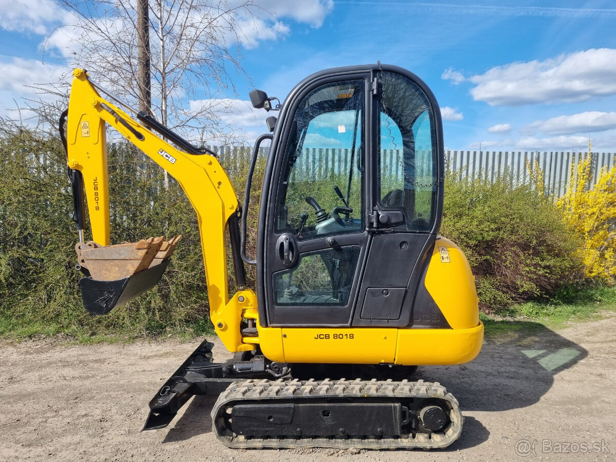 Prodám pásovy minibager JCB 8018 CTS 2016 - 3