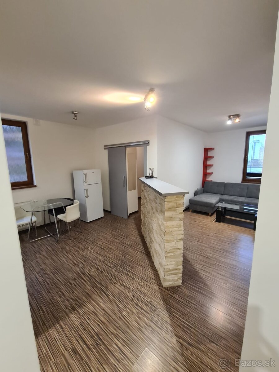 Na prenájom 1,5-izbový byt Banská Bystrica - 3