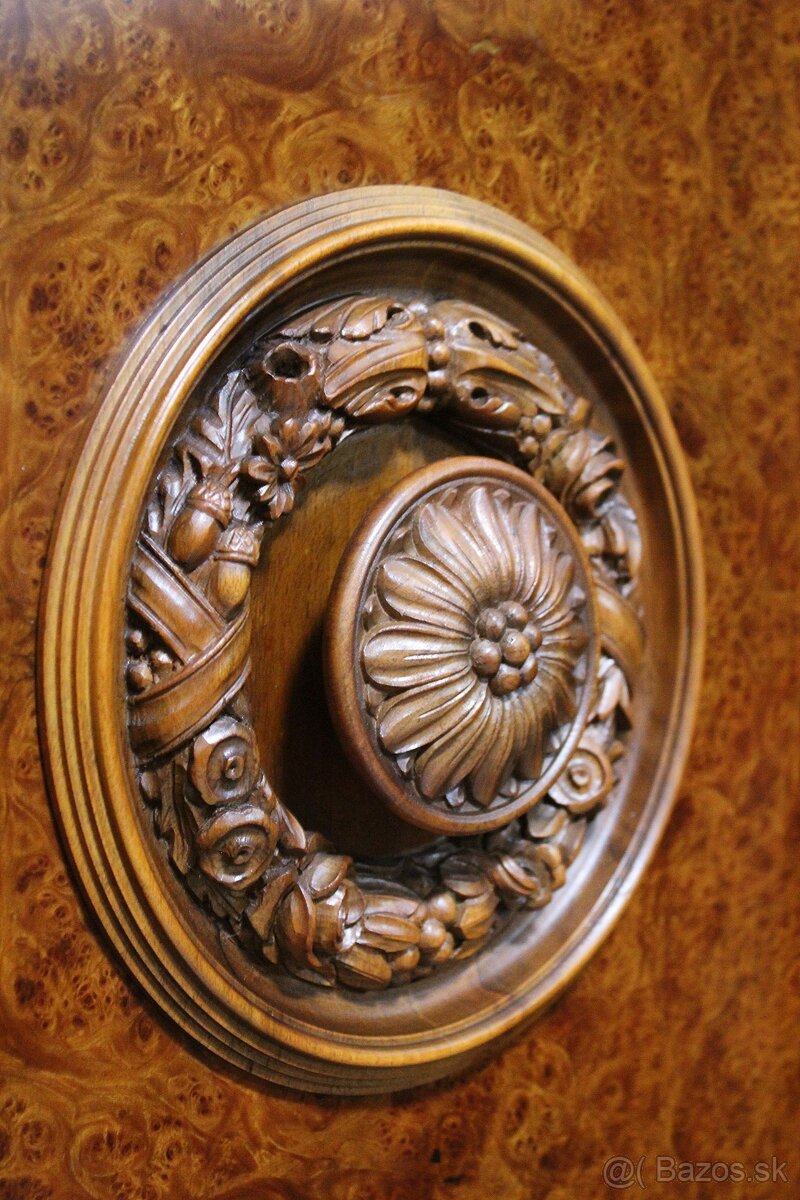 Starožitná neorenesanční knihovna na lvích tlapách - 3