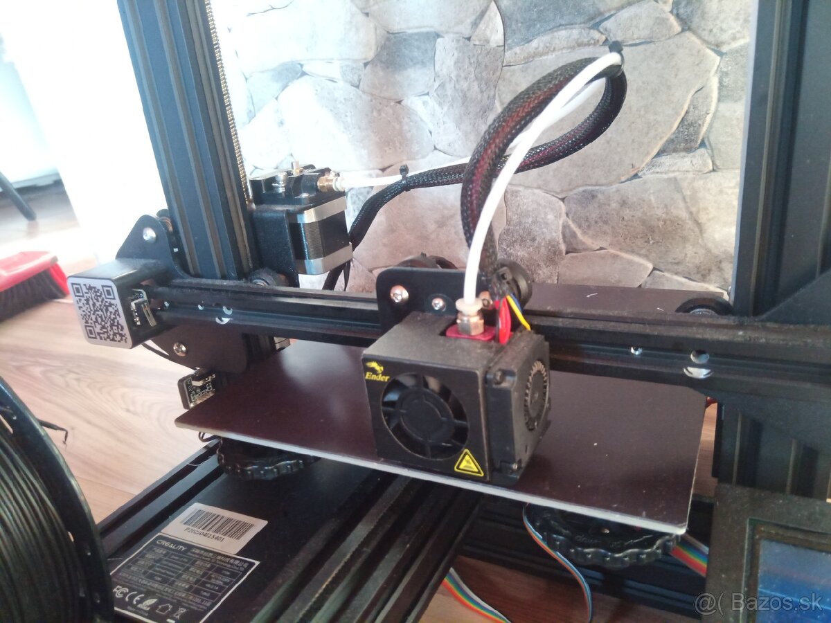 3D tlačiareň ender 3V PRO - 3