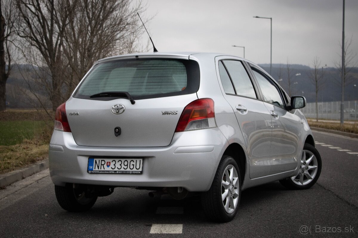 Toyota Yaris 1.3 74kw - 3