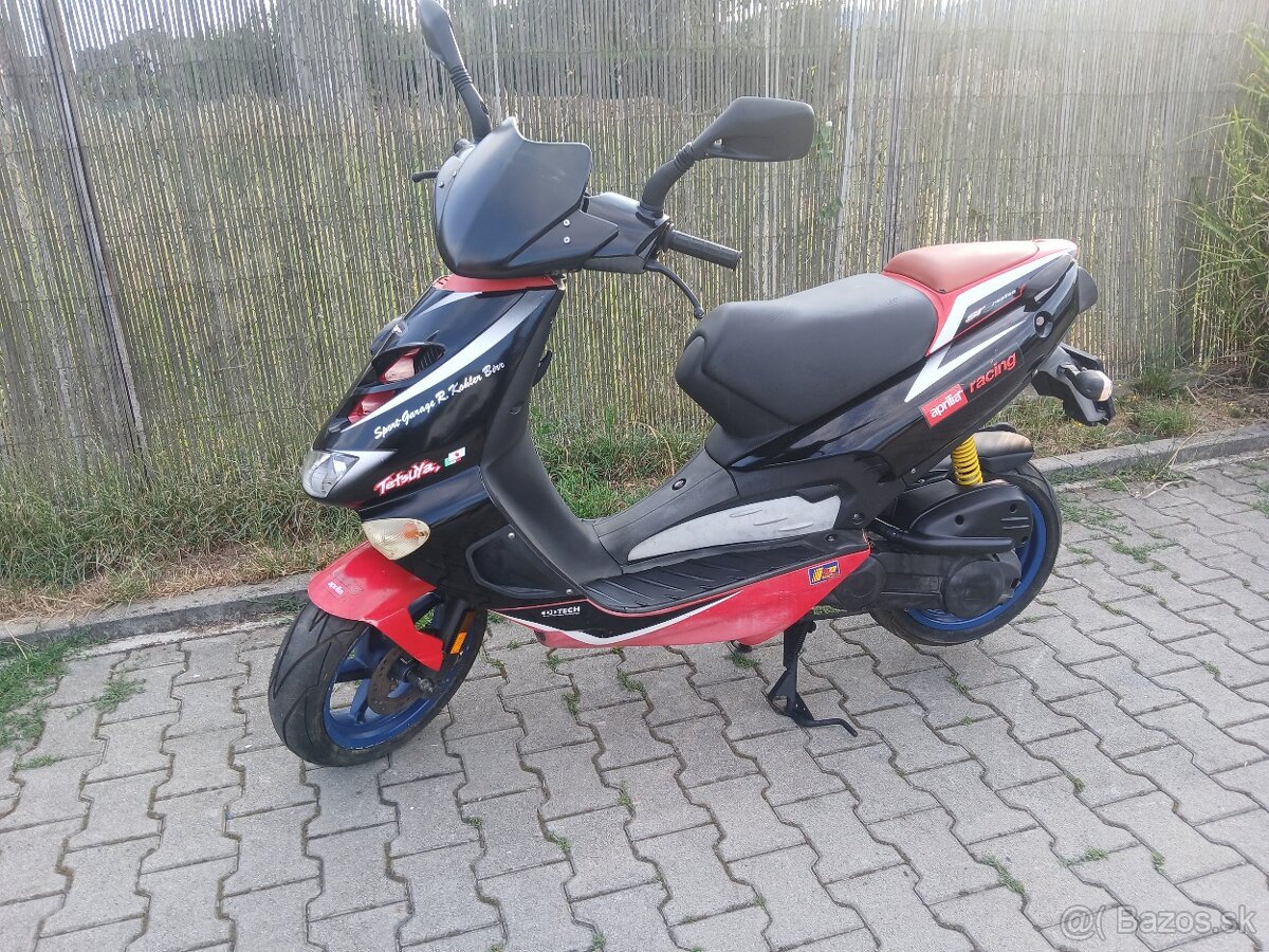 Aprilia SR 50 - 3