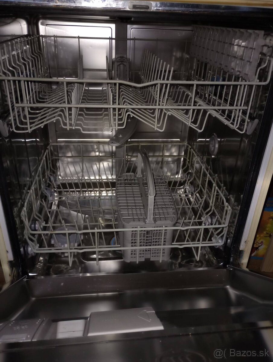 Umyvačka riadu BOSCH 60 vstavana - 3