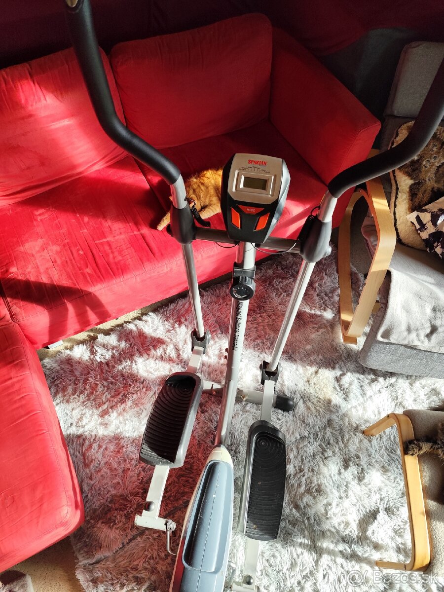 Elipticky trenažér - 3