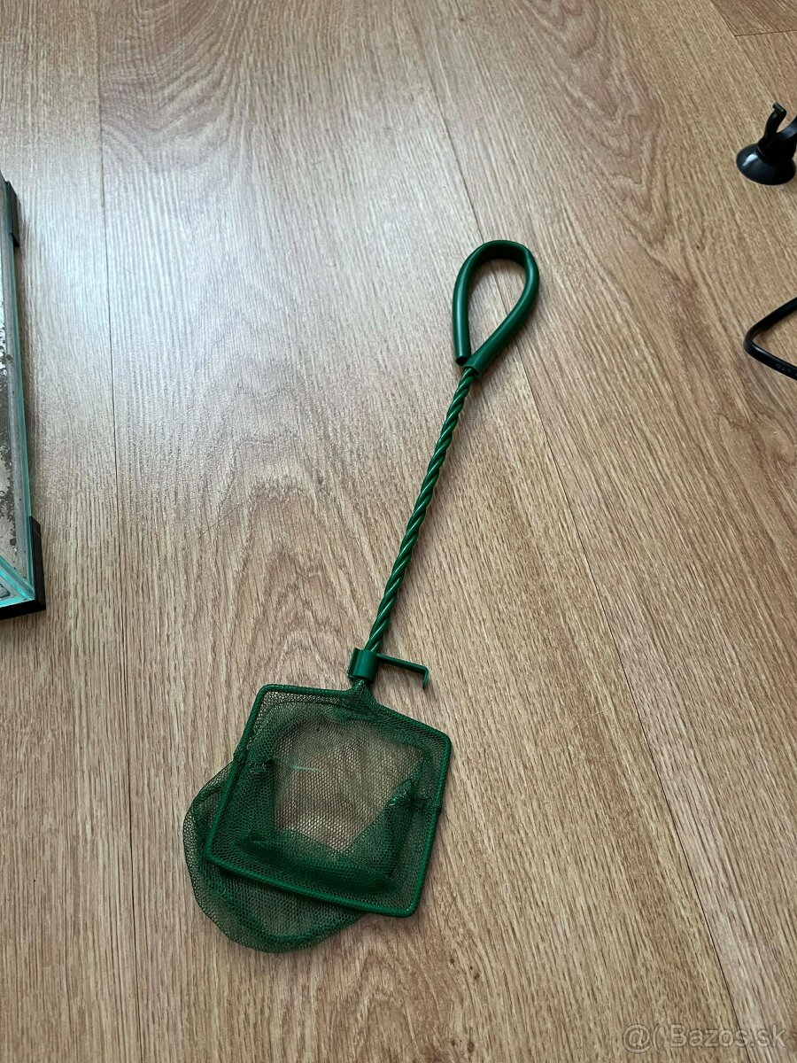 Predám akvárium s plnou výbavou - 3