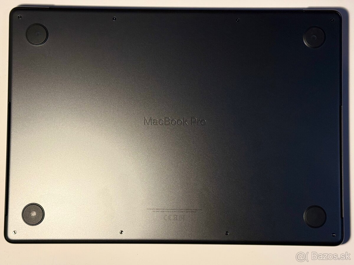 Macbook Pro M3 MAX - 3