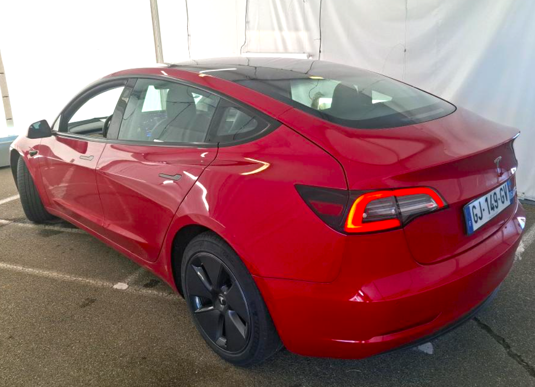 🚗 Tesla Model 3 Long Range 2022 – Dual Motor AWD, 20 000 km - 3