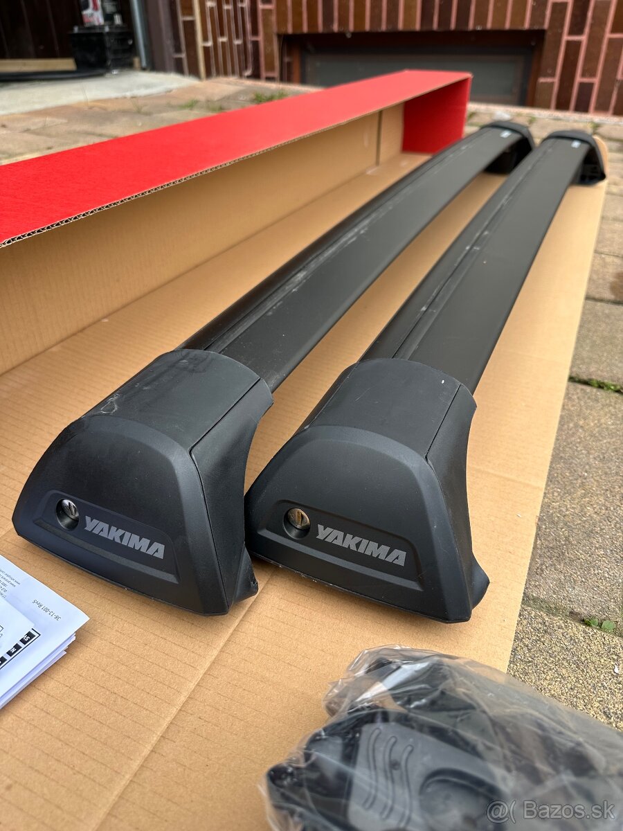 Strešný nosič Yakima Mercedes Benz GLE - 3