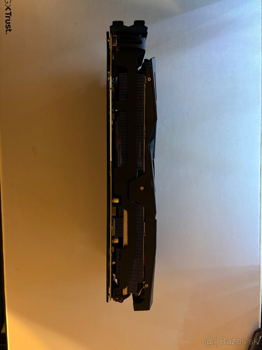 Asus Rog Strix RTX 2070 Super 8GB - 3