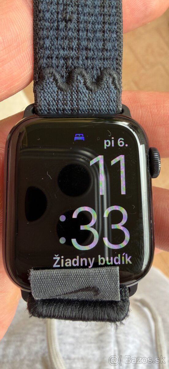 Apple Watch SE 3 40mm Polnočný - 3
