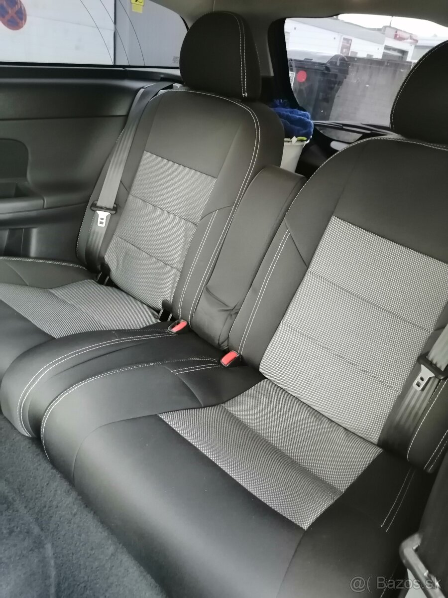 Predám poťahy MAD na Volvo C30 - 3