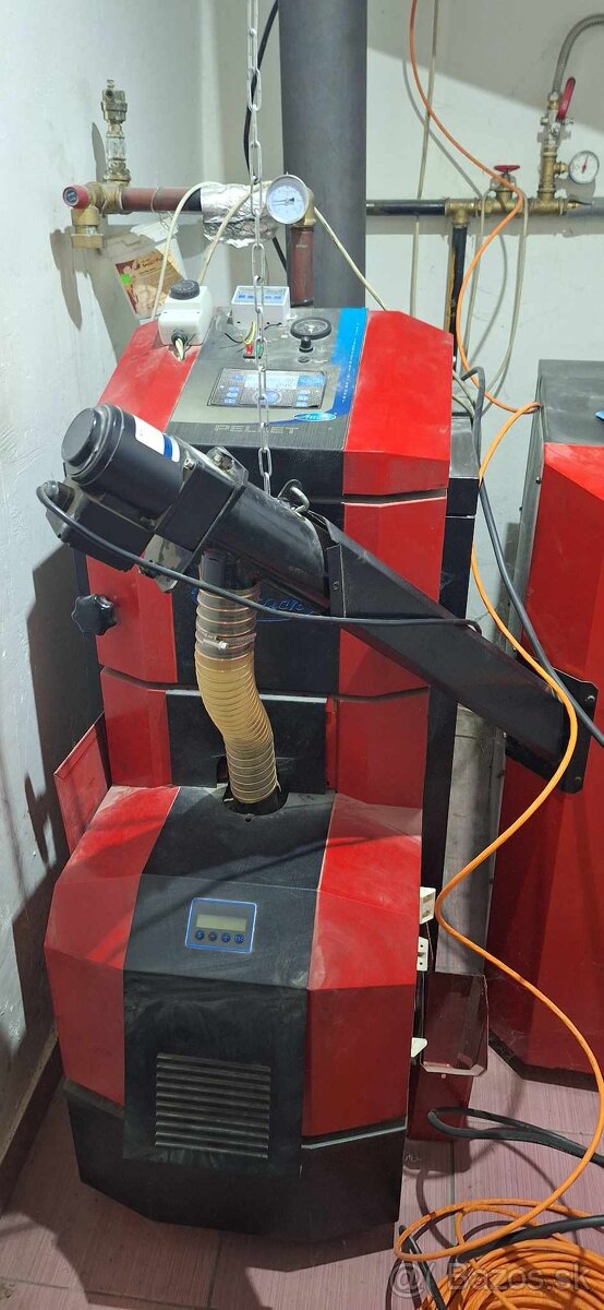 peletkovy kotol Attack pellet Automatic PLUS 8-30kw - 3