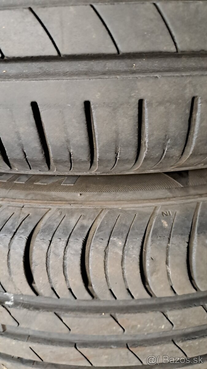 Predám 4ks jazdené letné 195/60r15-88H Hankook - 3