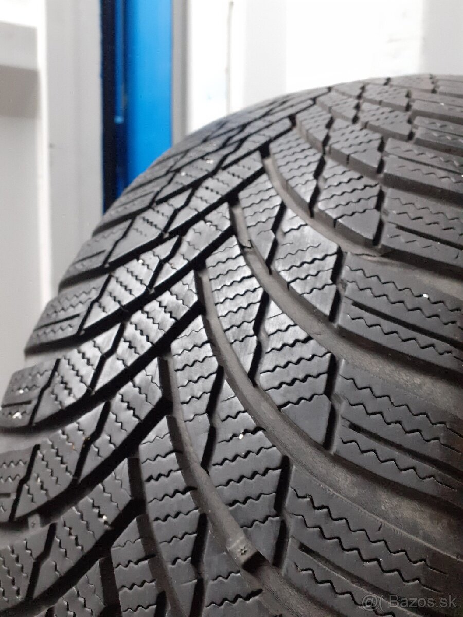 2ks 215/60R17 Zimné pneumatiky Firestone - 3