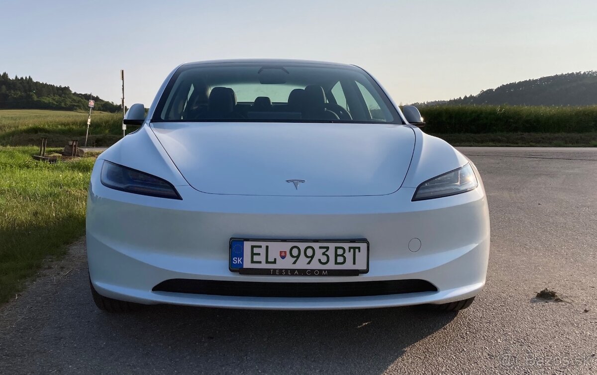 Tesla Model 3 Long Range RWD Highland - 3