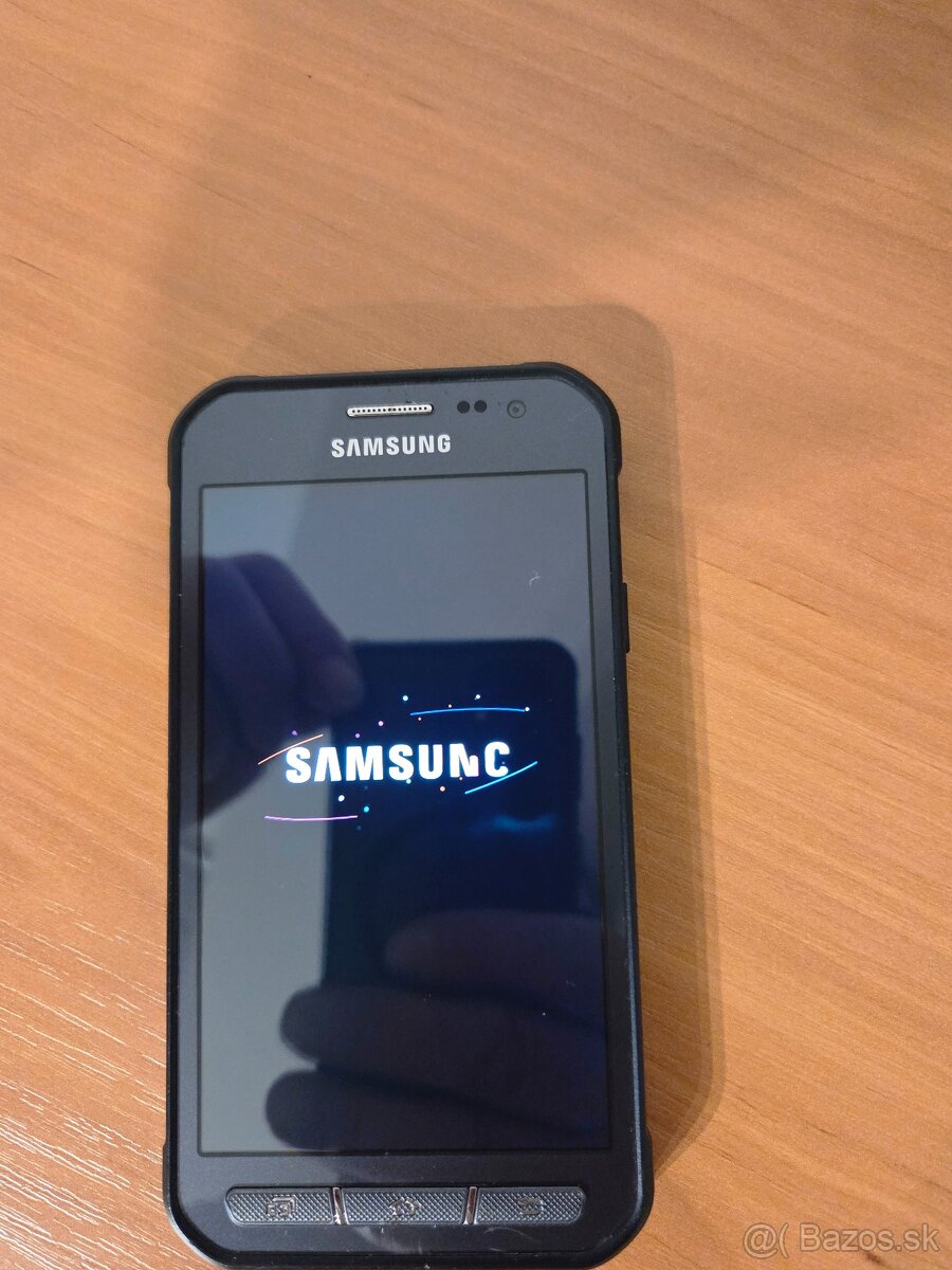 Predám Samsung Galaxy Xcover - 3