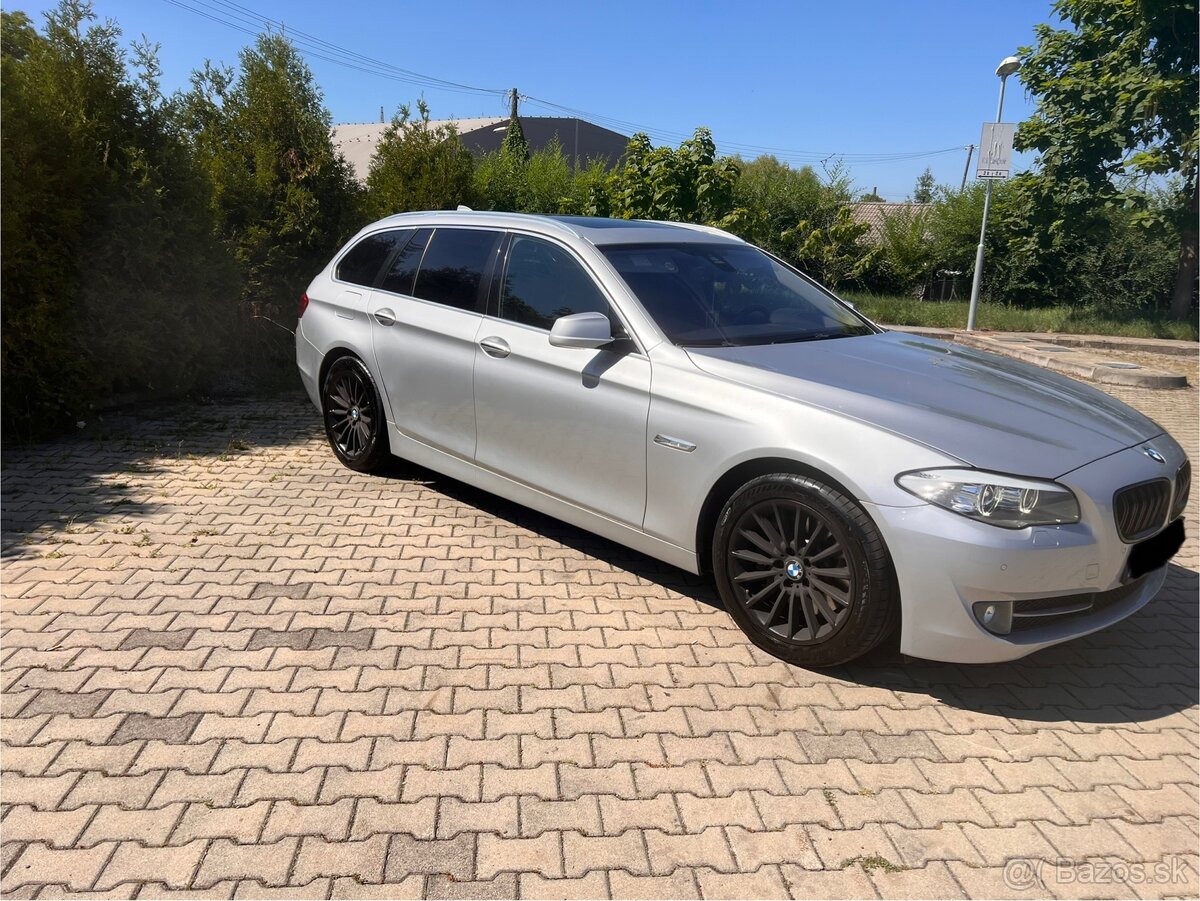 Predám BMW f11 530xd - 3