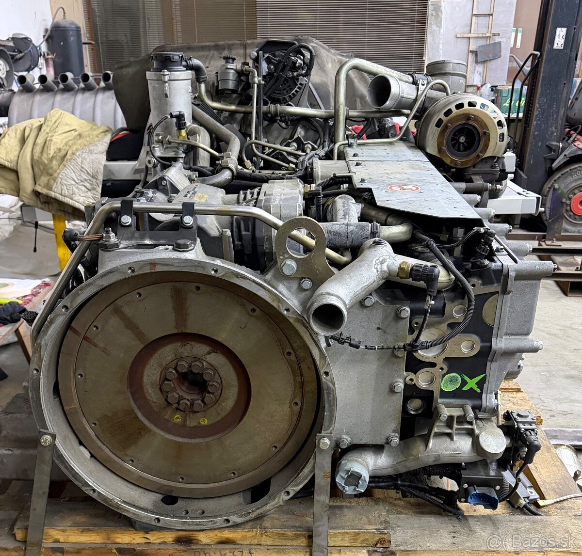 Prodam novy motor MAN D2066LUH02 - 3