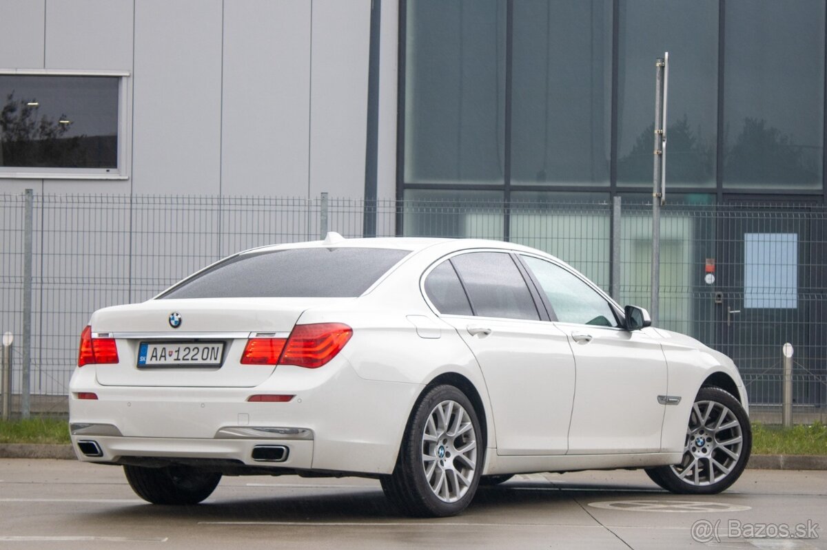 BMW Rad 7 740d xDrive 01/2011 - 3