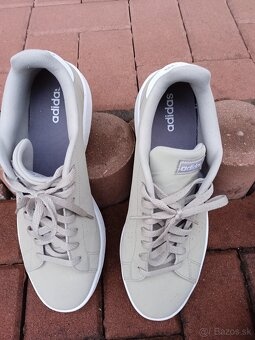 botasky tenisky adidas nevhodný darček - 3